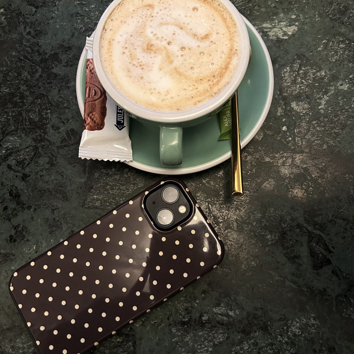 Café Dots